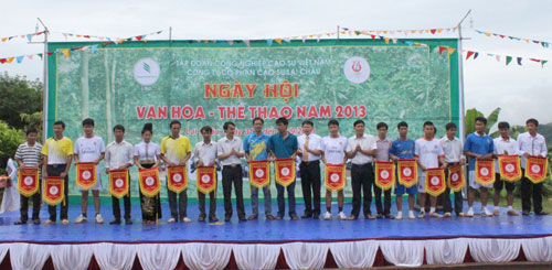 http://baolaichau.vn/sites/default/files/s%285294%29.jpg