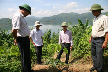 http://baolaichau.vn/sites/default/files/s%285453%29.jpg