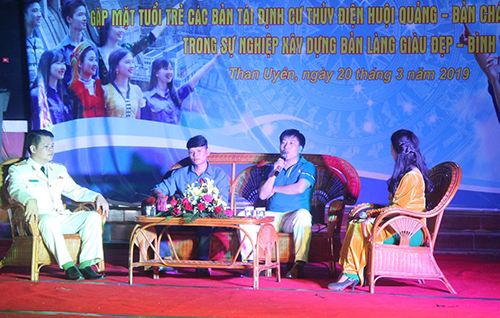 Đối thoại, gặp mặt tuổi trẻ các bản tái định cư huyện Than Uyên
