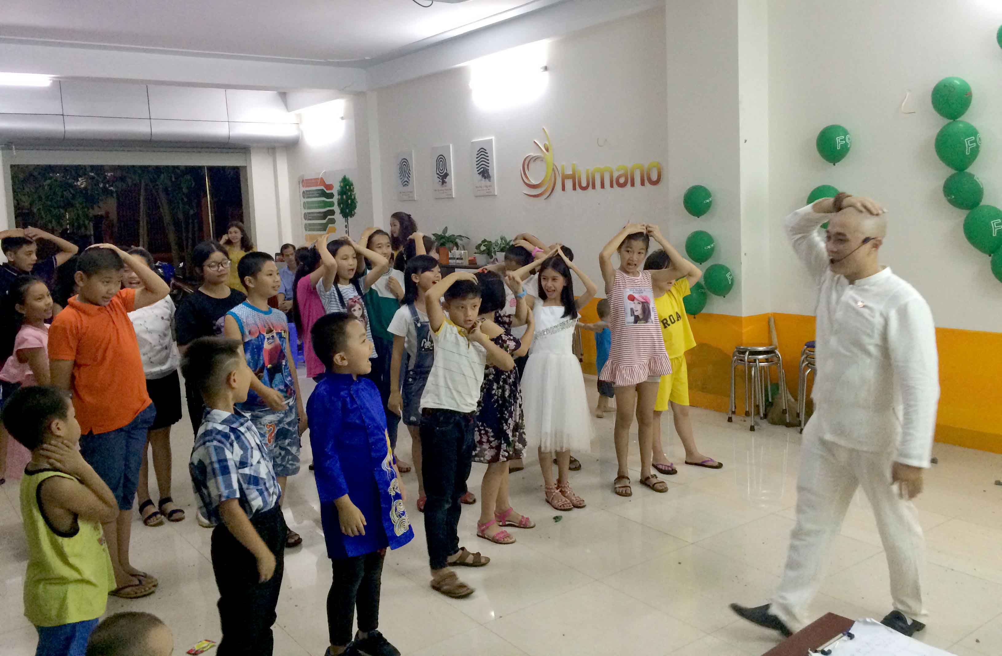 Nâng cao kỹ năng giao tiếp và thuyết trình cho trẻ em