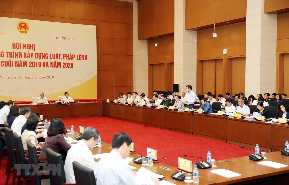 Tập trung nguồn lực, hoàn thành nhiệm vụ xây dựng pháp luật