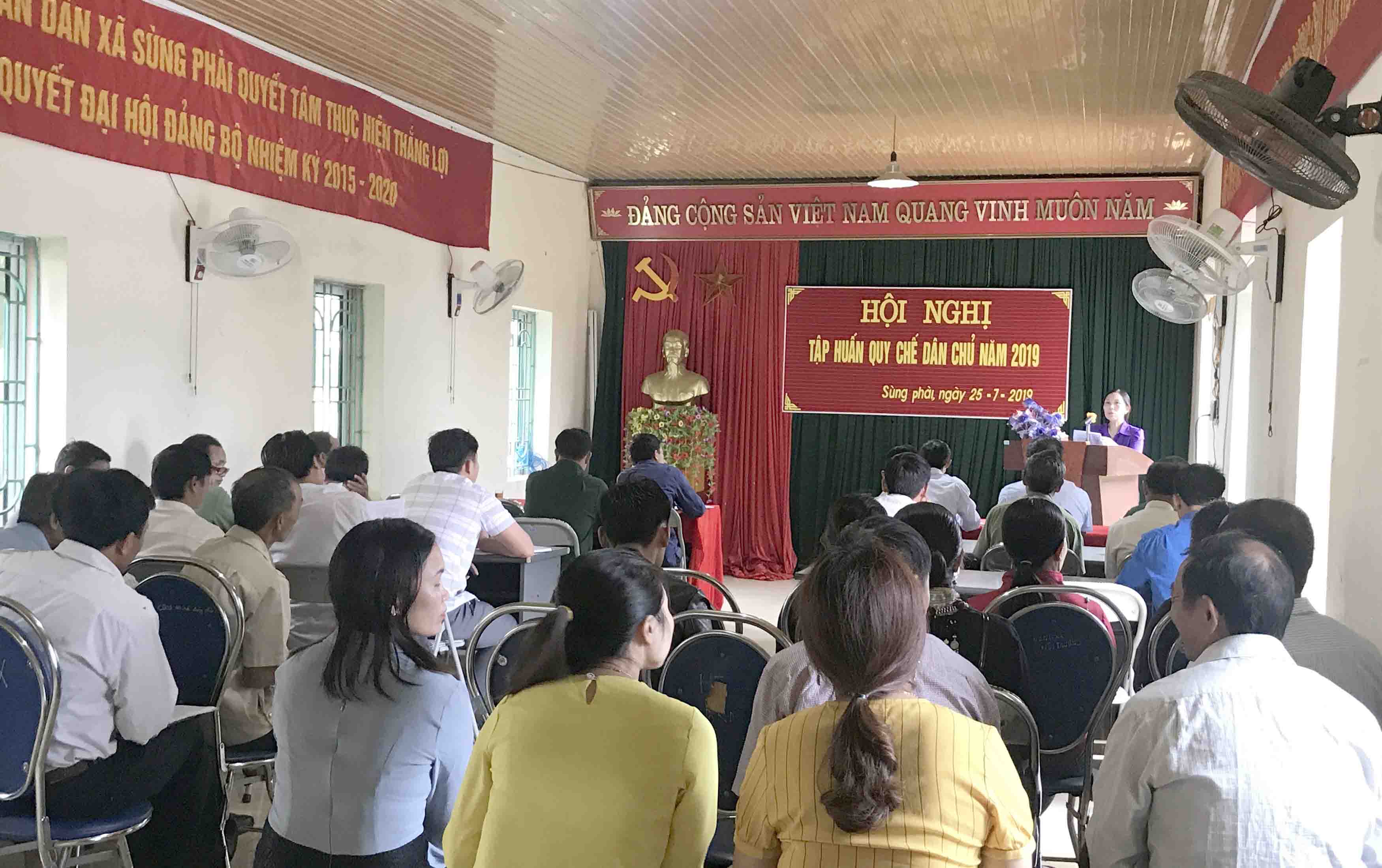 50 học viên tham gia tập huấn quy chế dân chủ năm 2019