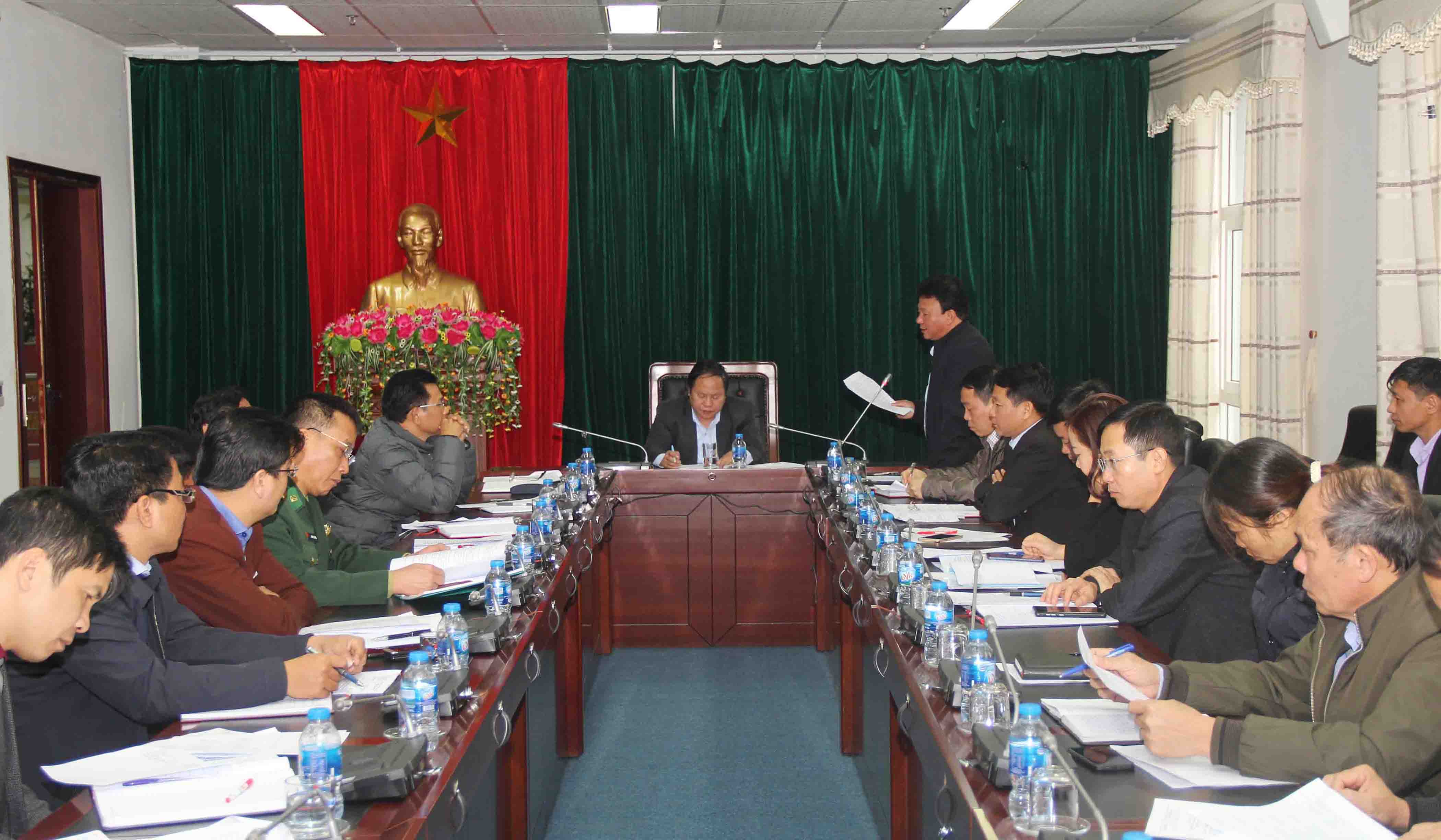 Quang cảnh cuộc hop