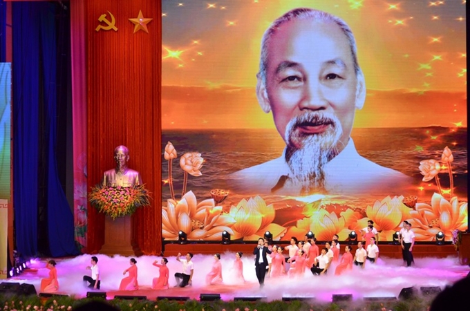 Chương trình nghệ thuật đặc biệt tại Lễ kỷ niệm.