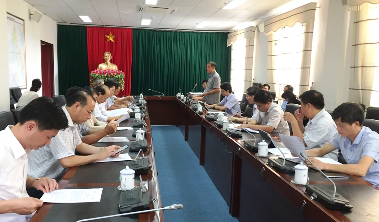 Quang cảnh buổi làm việc.