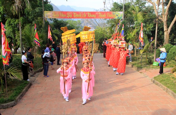Đưa nghị quyết vào cuộc sống
