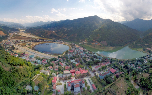   Thị trấn Mường Tè (huyện Mường Tè) hôm nay.
