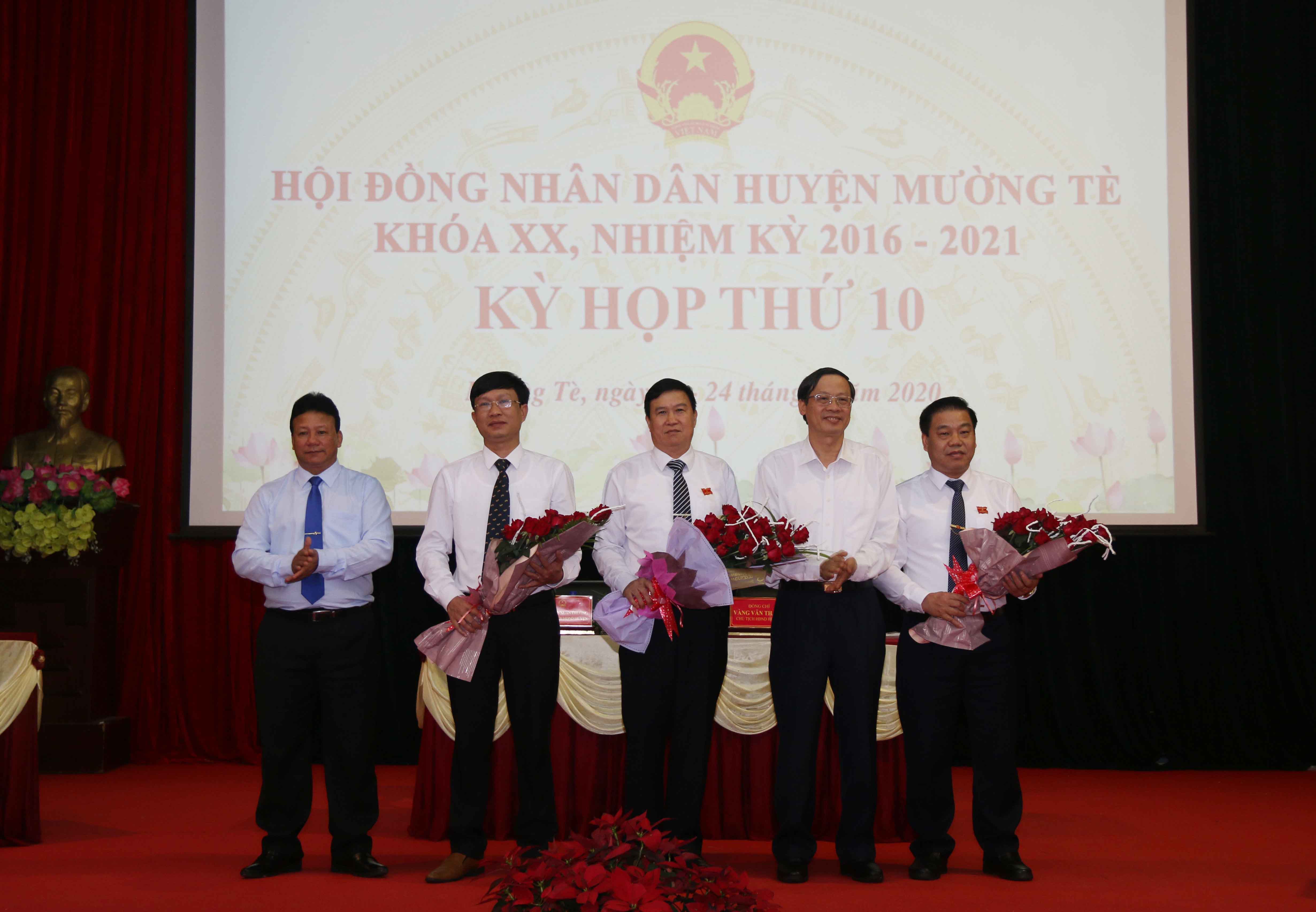 Kỳ họp thứ X, HĐND huyện Mường Tè