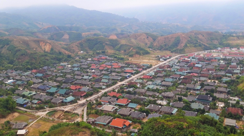 Phát huy hiệu quả nguồn vốn giảm nghèo giúp bộ mặt nông thôn huyện Nậm Nhùn đổi thay tích cực (trong ảnh: một phần xã Mường Mô).