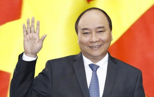 Các thầy thuốc, cán bộ, nhân viên ngành y tế yêu quý!