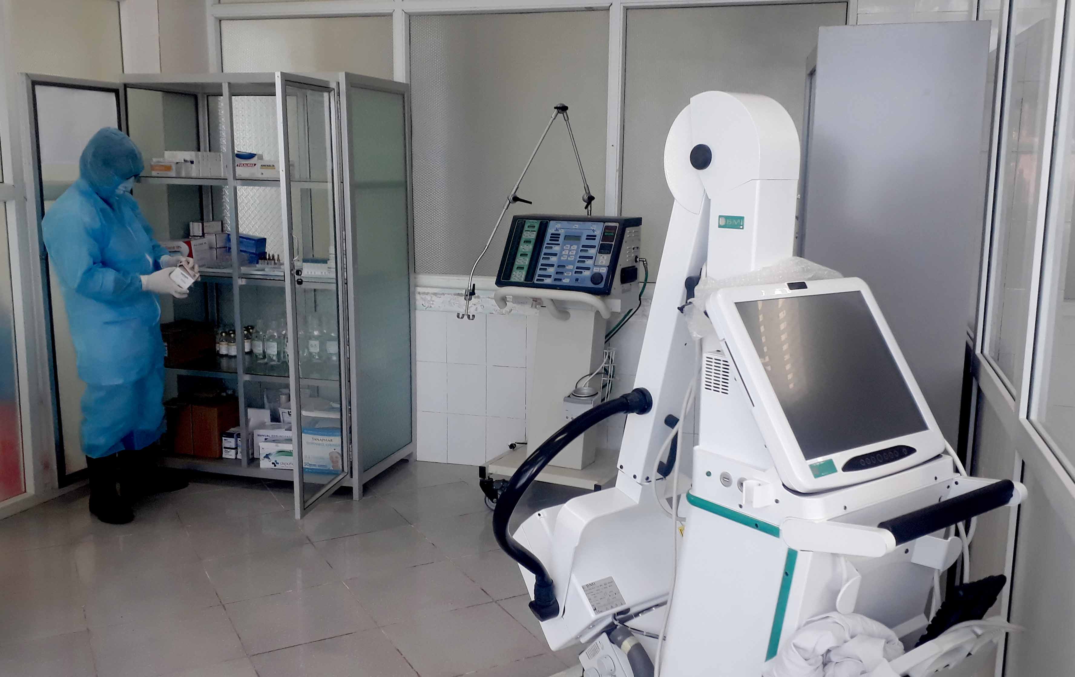 Bệnh viện Đa khoa tỉnh đảm bảo thuốc, trang thiết bị y tế tại khu vực cách ly, sẵn sàng ứng phó với dịch Covid-19. 