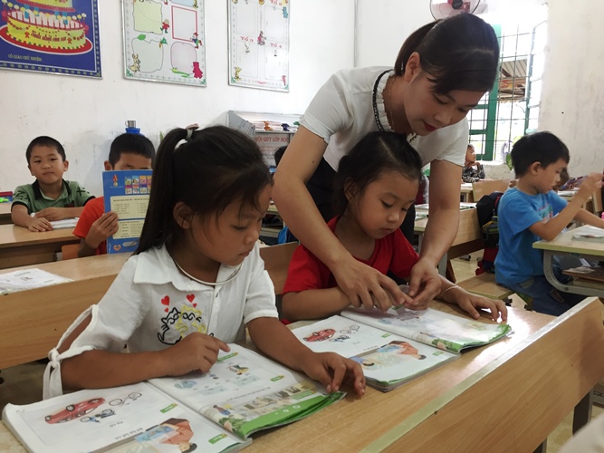 Giờ học Tiếng Việt của của lớp 1A2 của trường Tiểu học Phúc Khoa. 