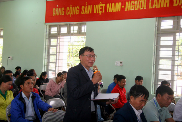 Cử tri xã Mường Khoa (huyện Tân Uyên) kiến nghị có thêm các chính sách hỗ trợ sản xuất nông nghiệp cho bà con vùng dân tộc thiểu số.