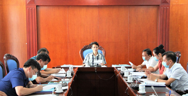 Quang cảnh cuộc họp