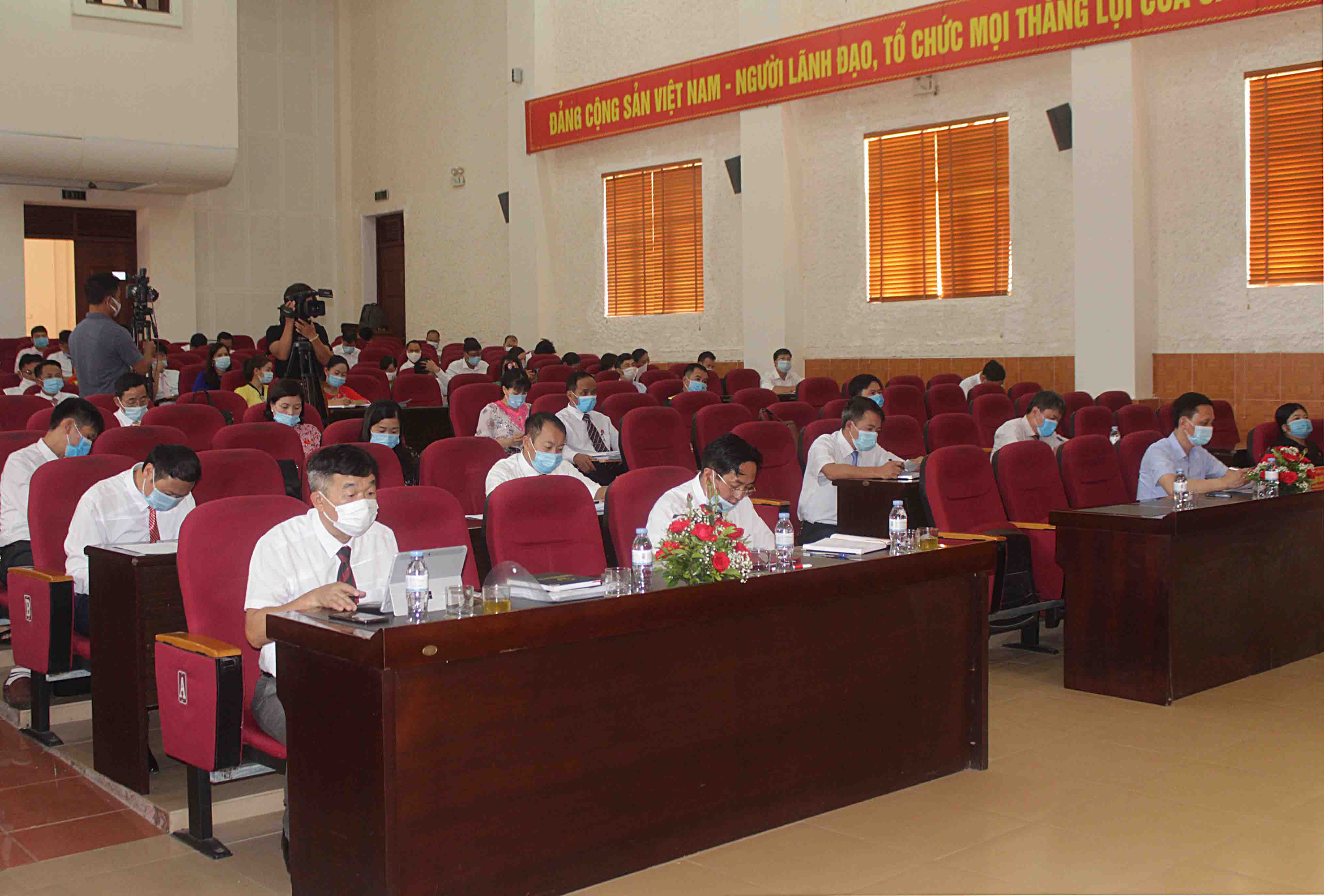 Quang cảnh Kỳ họp.