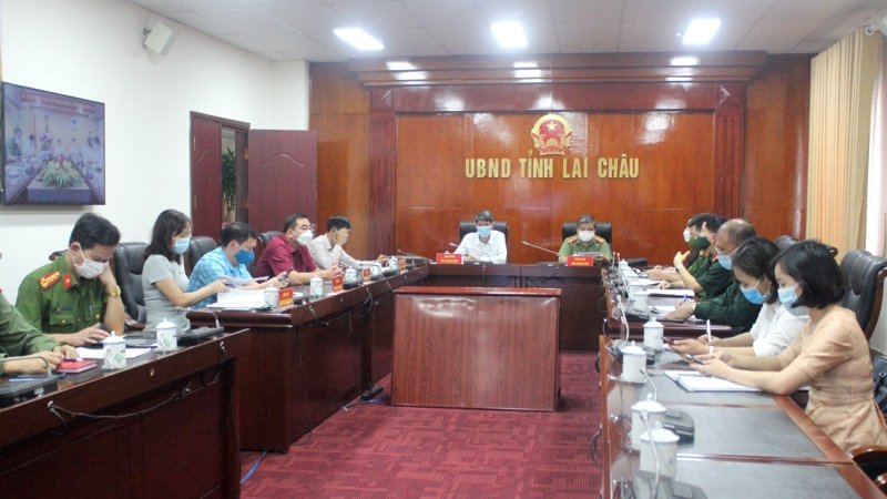 -	Quang cảnh Hội nghị trực tuyến tại các điểm cầu trên cả nước.