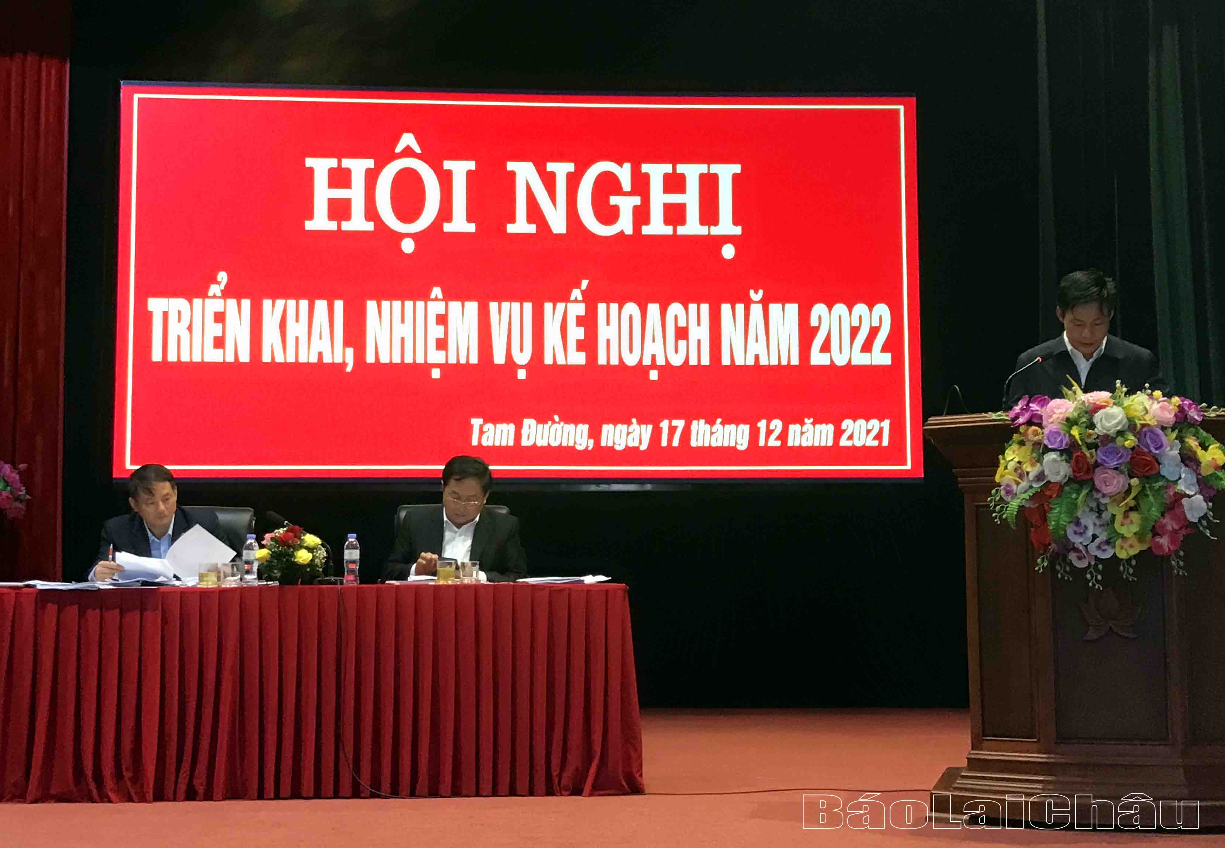 Lãnh đạo UBND huyện triển khai nhiệm vụ, kế hoạch năm 2022.