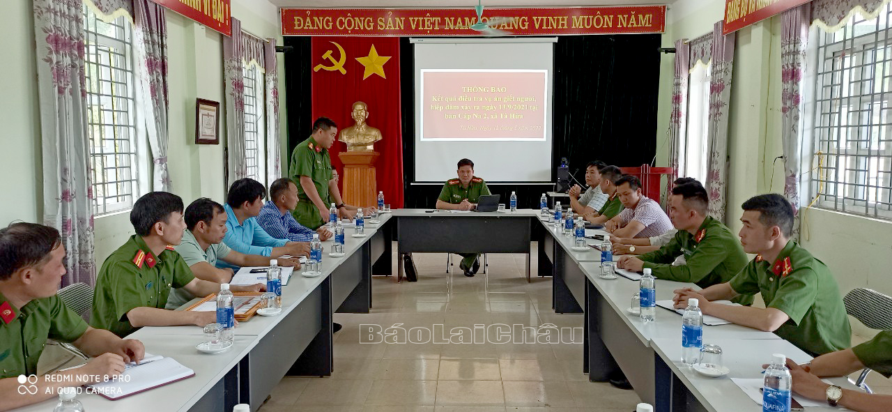 Quang cảnh buổi họp. Quang cảnh buổi họp.