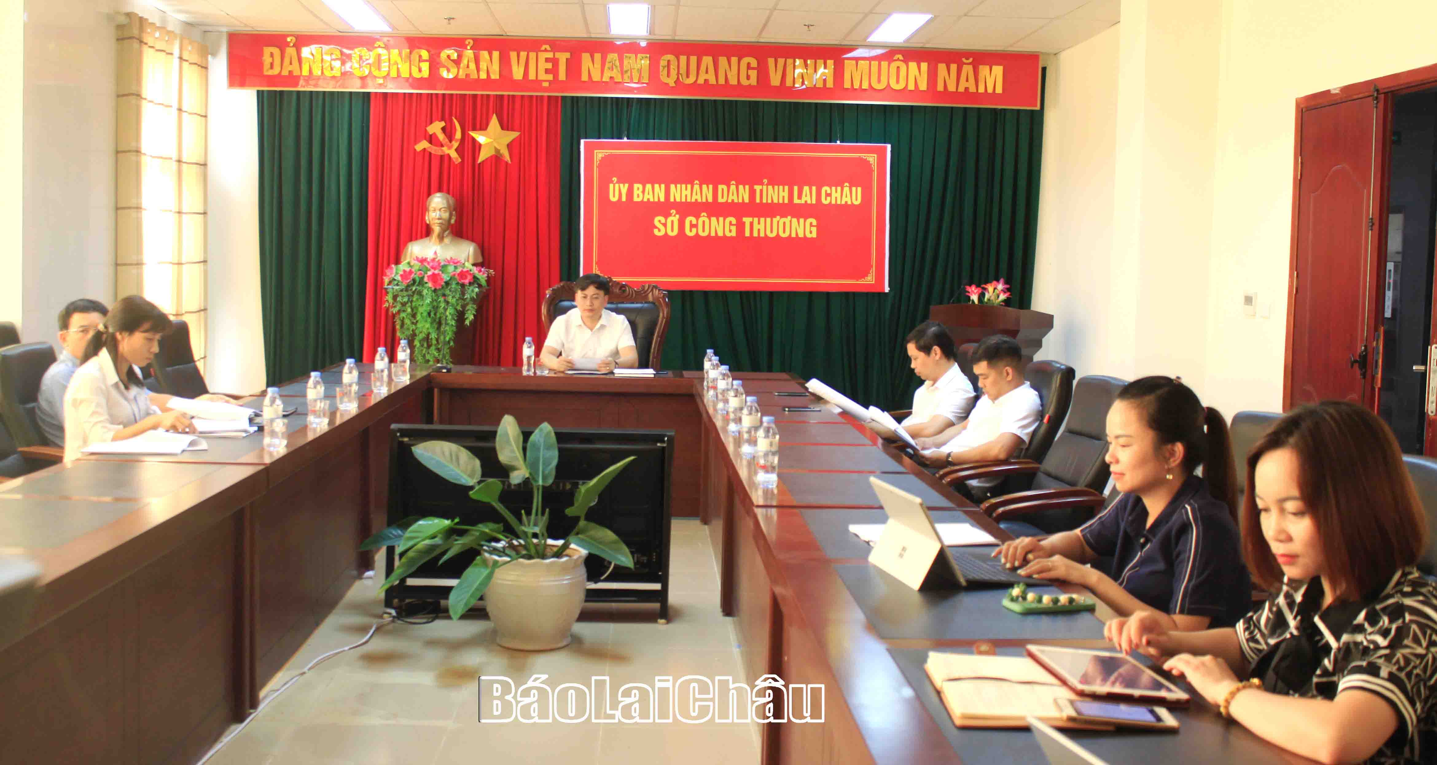 Quang cảnh Hội nghị điểm cầu Sở Công thương. 
