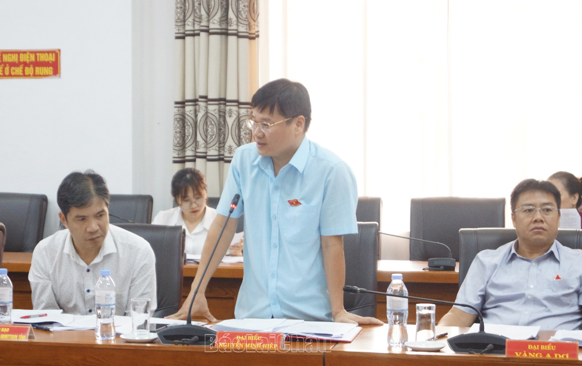 Đại biểu 