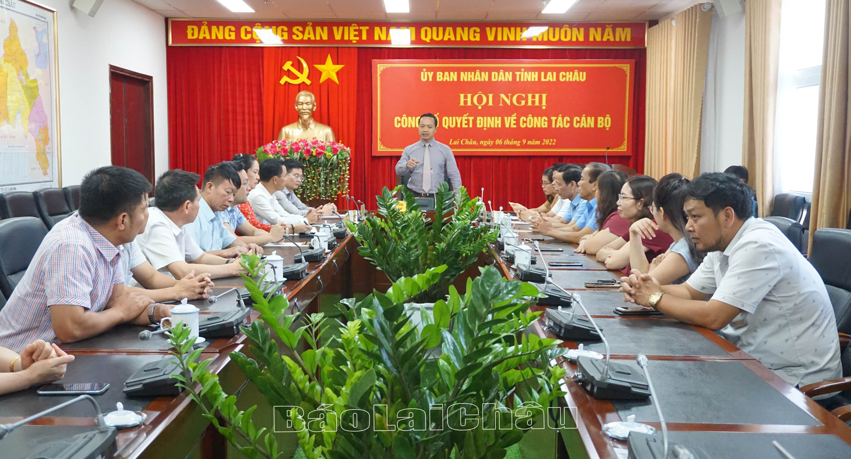 ... giao nhiệm vụ.