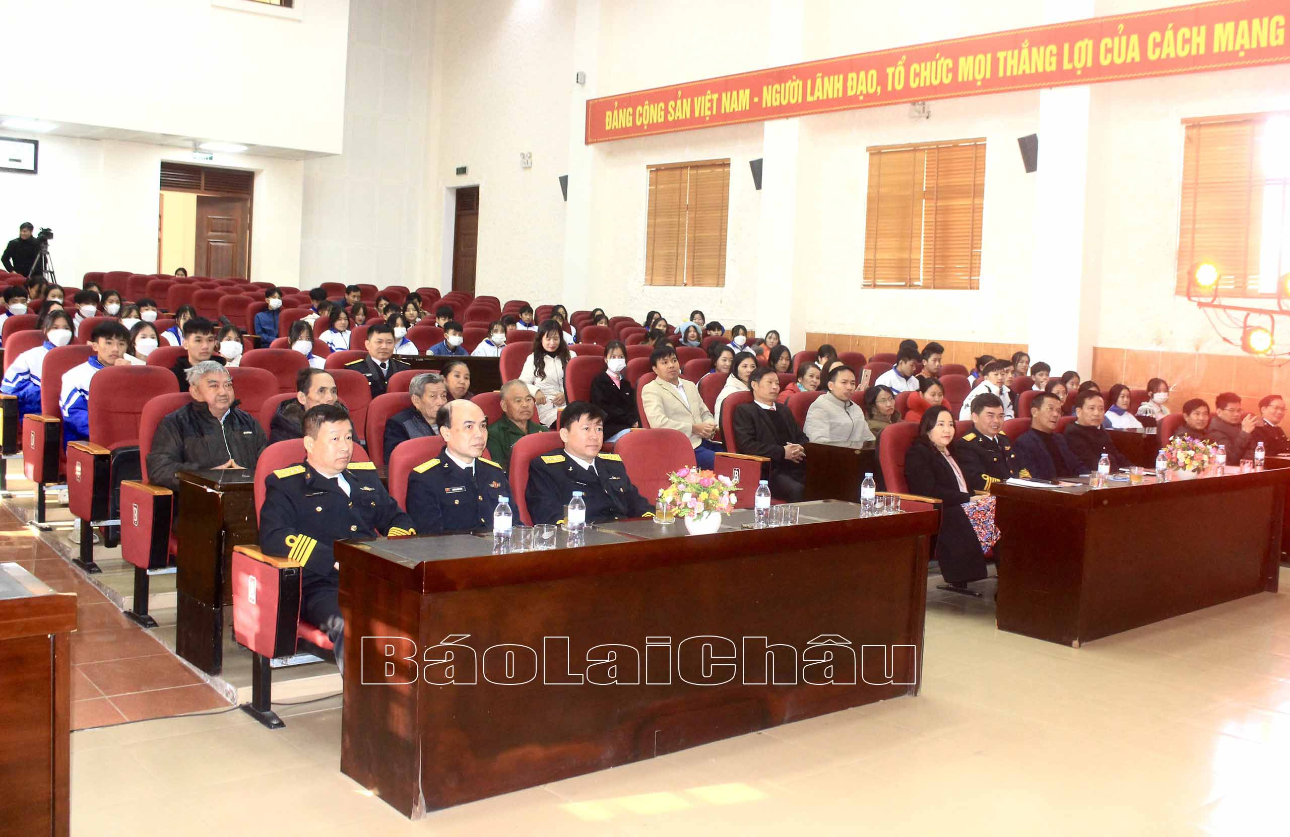 quang cảnh