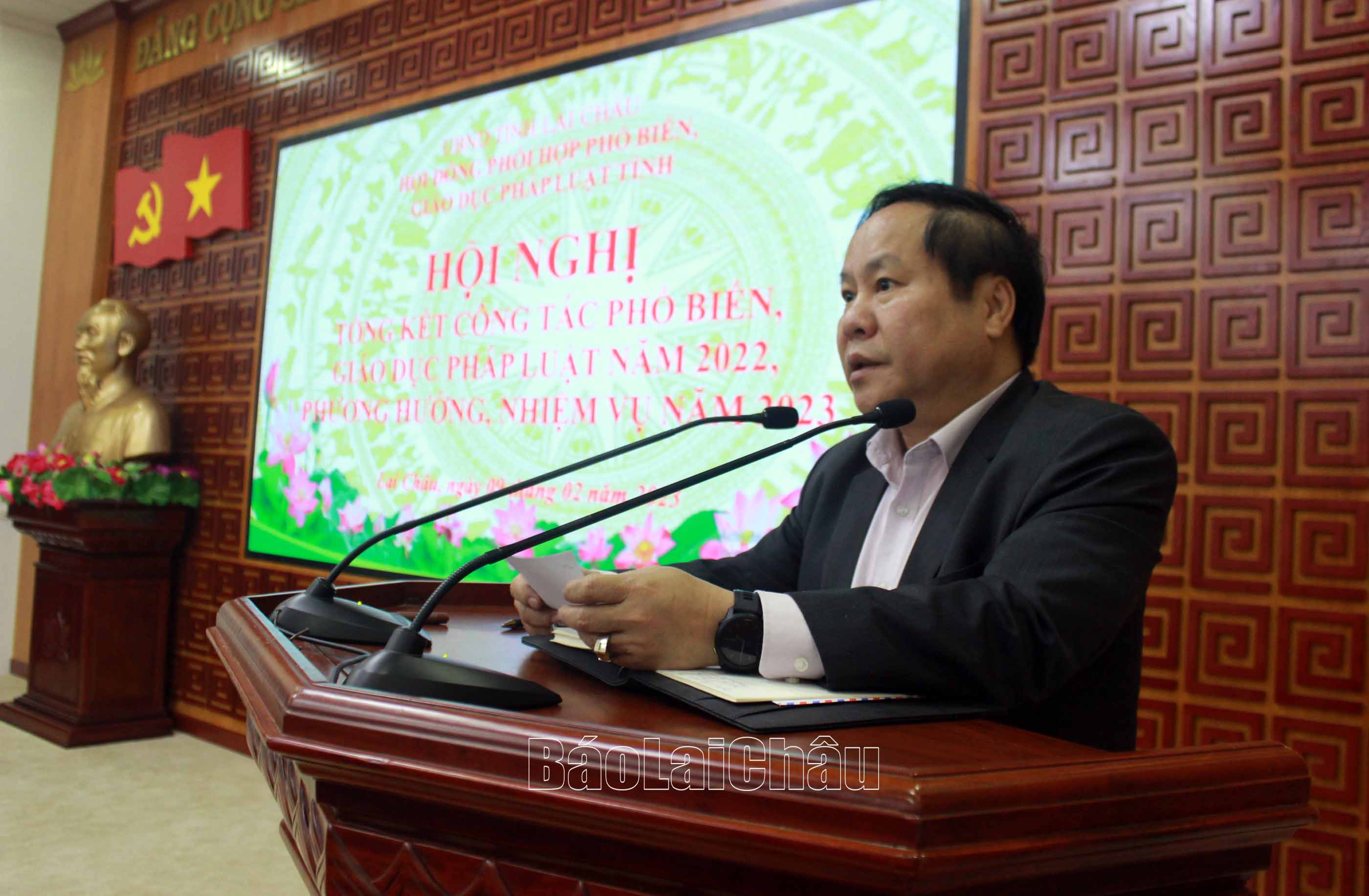 Đồng chí Tống Thanh Hải - Ủy viên Ban Thường vụ Tỉnh ủy, Phó Chủ tịch Thường trực UBND tỉnh, Chủ tịch Hội đồng phối hợp PBGDPL tỉnh phát biểu kết luận hội nghị.