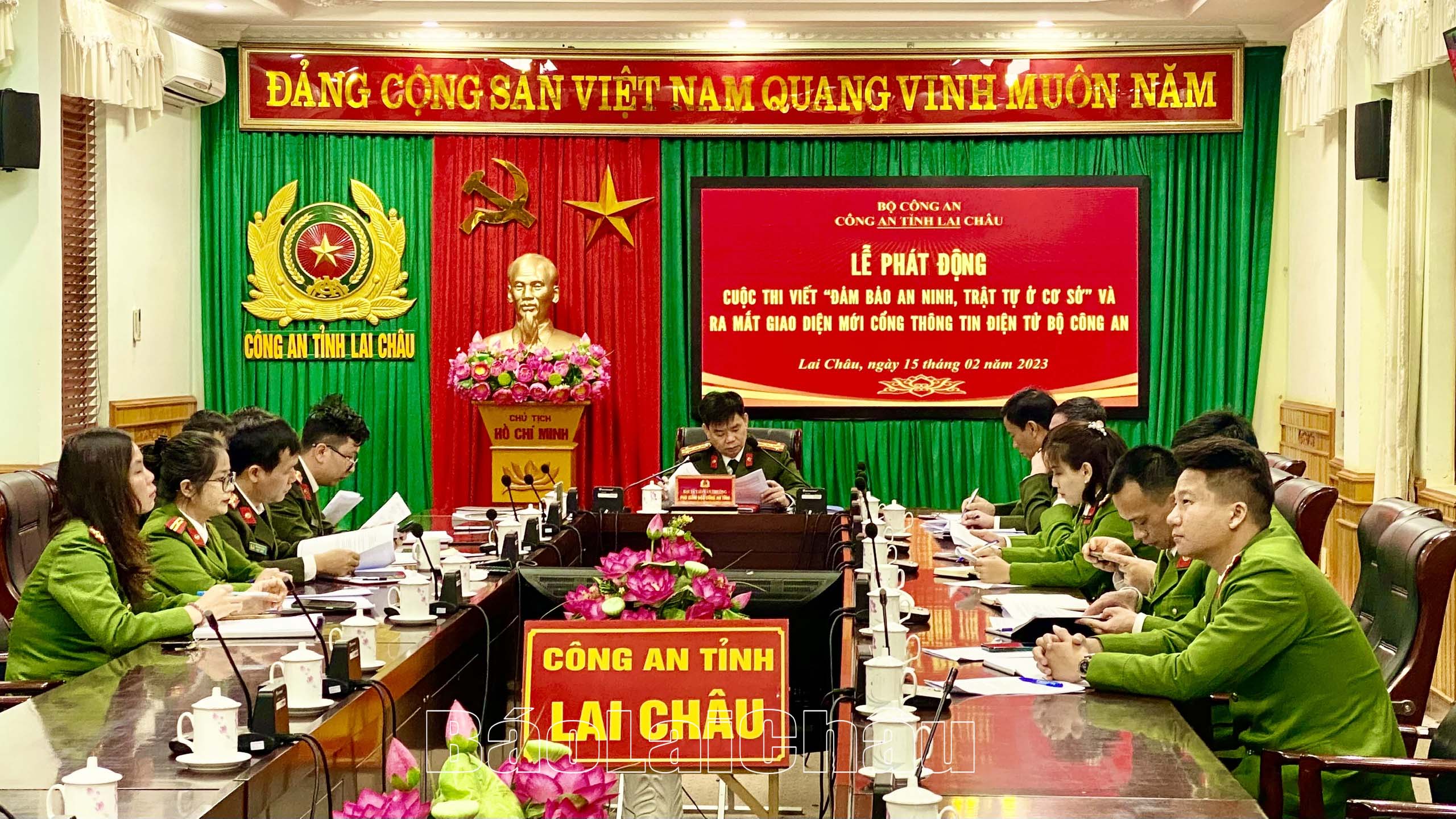 Quang cảnh buổi lễ ở điểm cầu Công an tỉnh.
