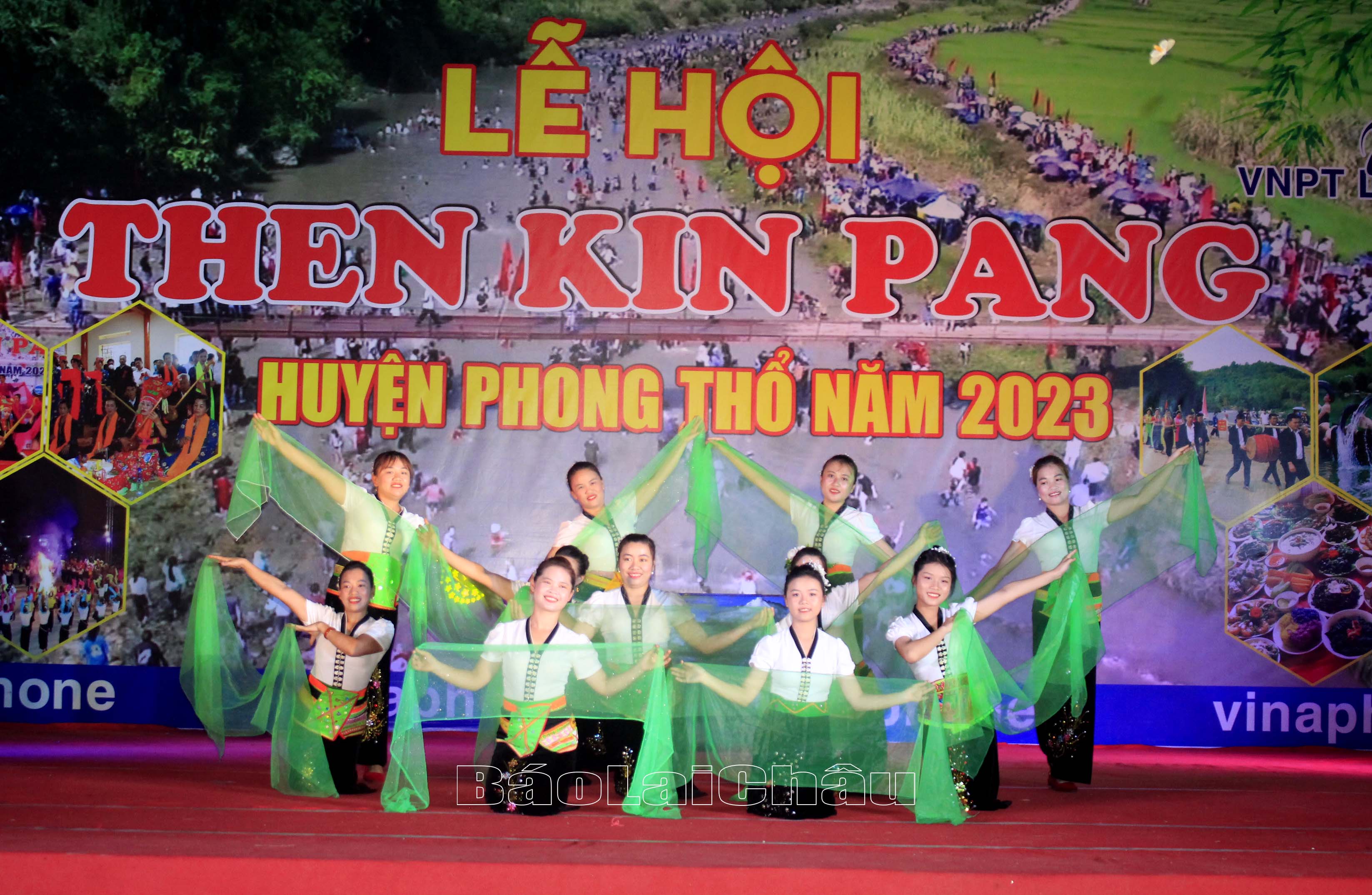 Phần thi văn nghệ "Duyên dáng Mường Then" của xã Mường So.