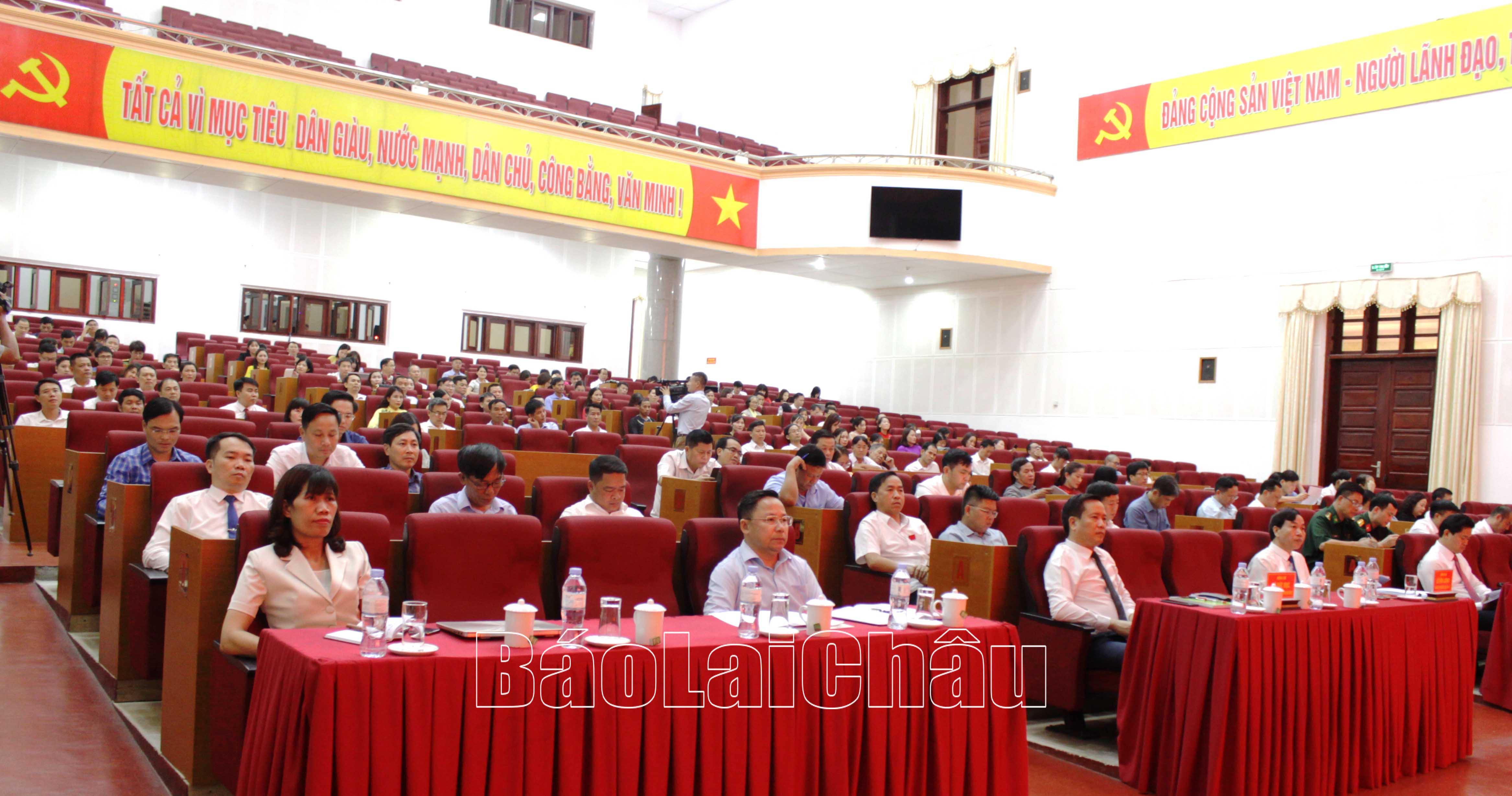 Quang cảnh Hội nghị.