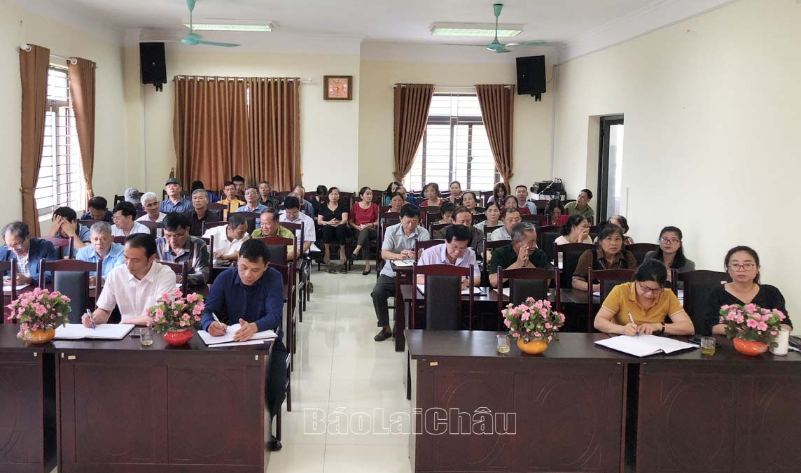 Quang cảnh hội nghị. Quang cảnh hội nghị.