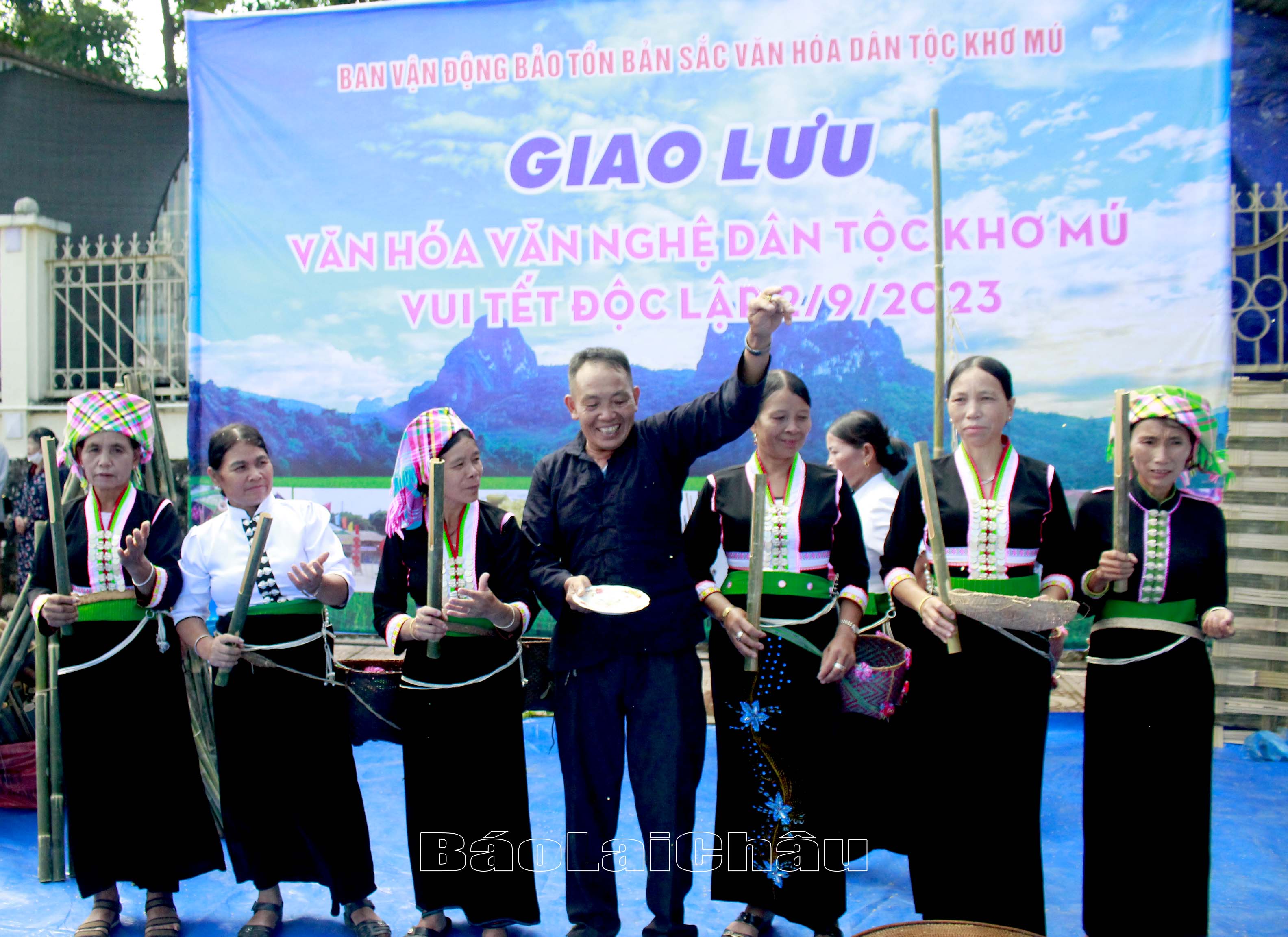 Lễ hội mừng cơm mới.