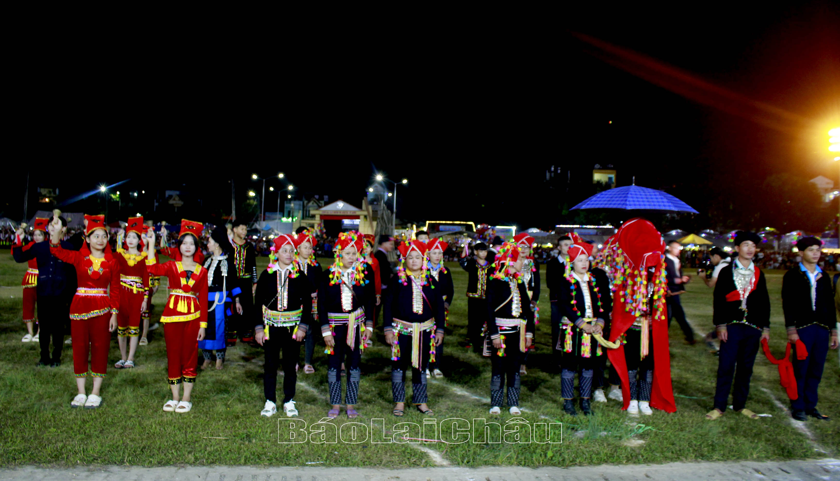 Màn trình diễn lễ rước dâu của của người Dao.