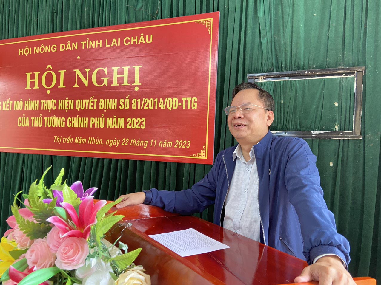Đồng chí Dương Đình Đức-Tỉnh ủy viên, Chủ tịch Hội nông dân tỉnh phát biểu tại hội nghị.
