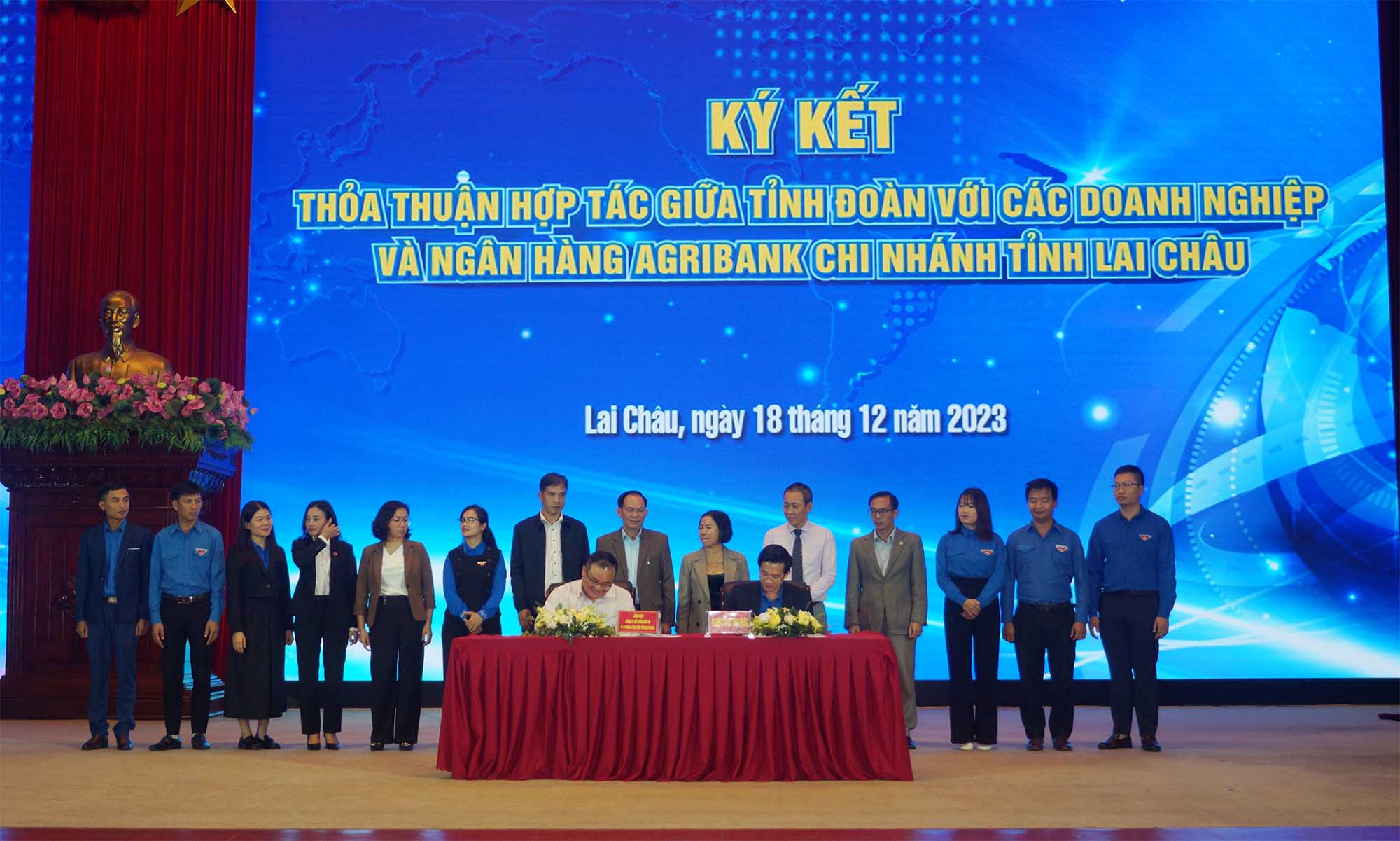 ký kết