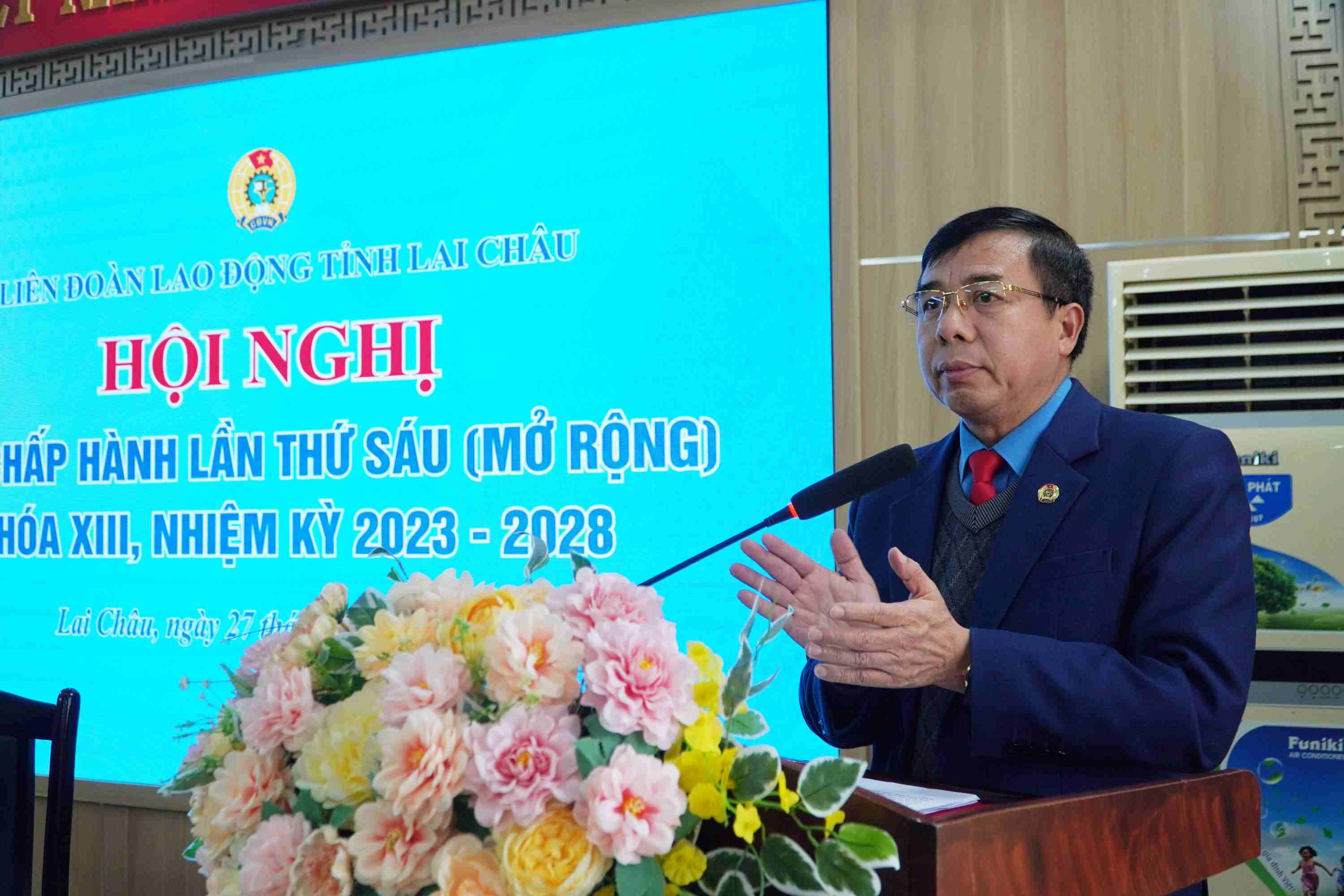 Đồng chí Hoàng Thọ Trung  - Tỉnh ủy viên, Chủ tịch LĐLĐ tỉnh chủ trì Hội nghị phát biểu kết luận Hội nghị.