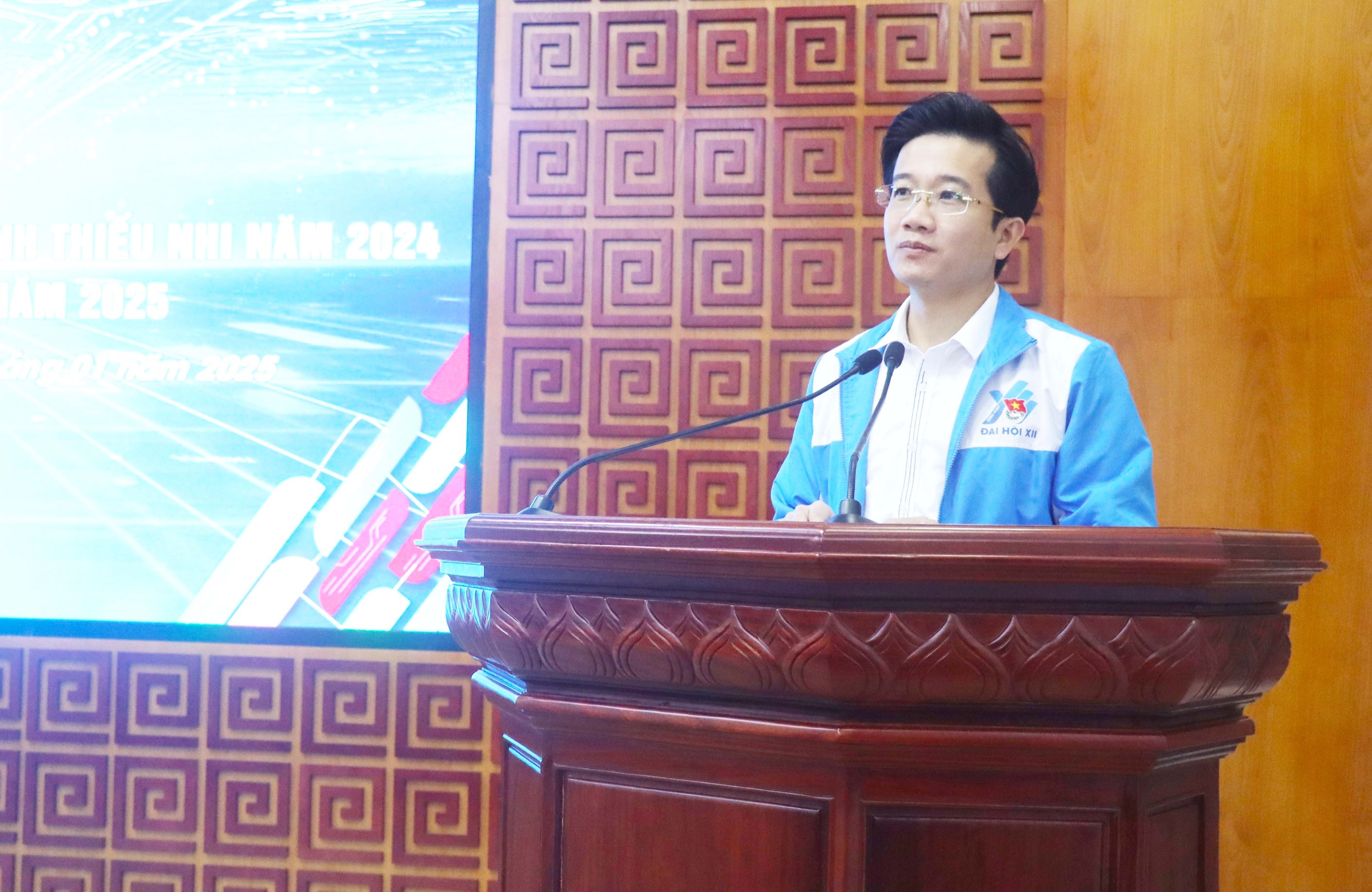 Đồng chí Nguyễn Tiến Thịnh - Bí thư Tỉnh Đoàn phát biểu kết luận.