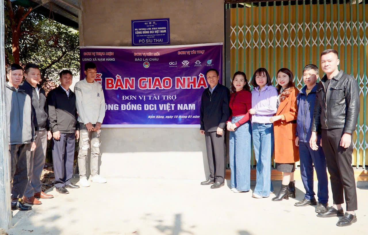 Lễ bàn giao ngôi nhà mơ ước