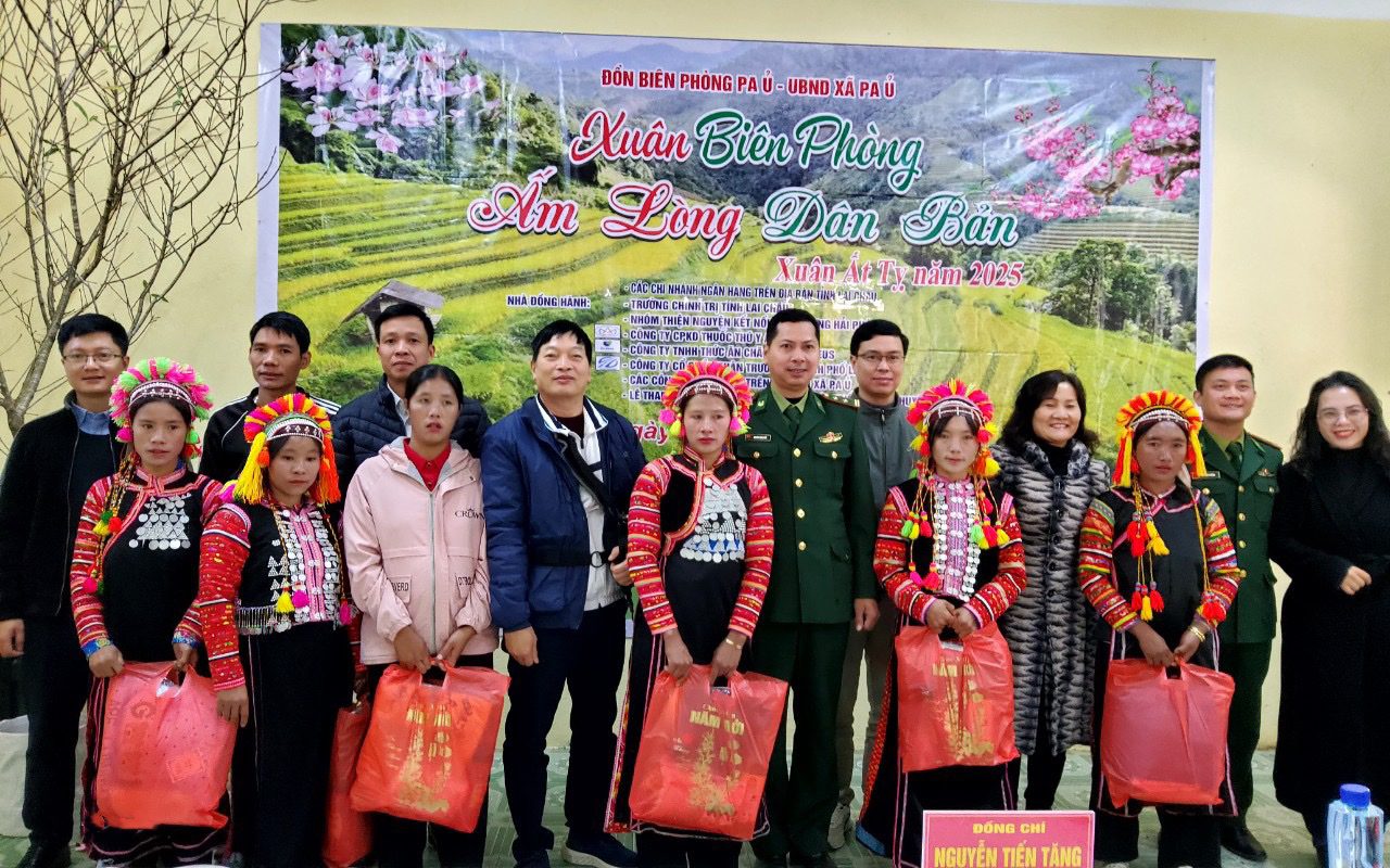 Pa Ủ - thắm tình quân dân nơi thượng nguồn sông Đà