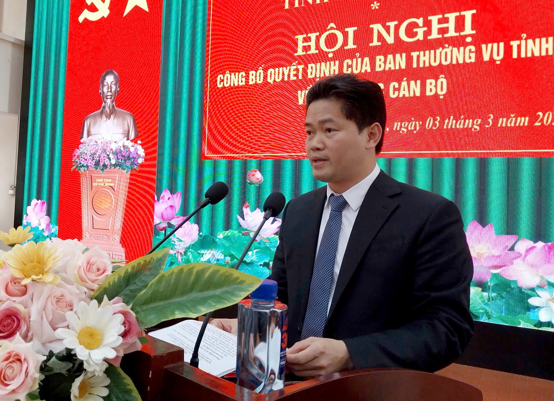 Đồng chí Vũ Mạnh Hà - Phó Bí thư Thường trực Tỉnh ủy phát biểu giao nhiệm vụ tại Hội nghị.