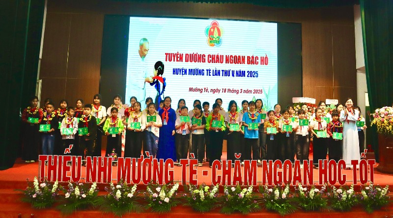 Đại hội Cháu ngoan Bác Hồ huyện Mường Tè lần thứ V