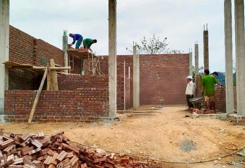 Xã Mường Tè: Khẩn trương xoá nhà tạm, nhà dột nát