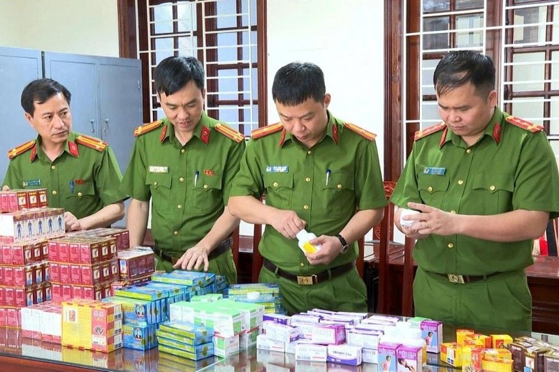 Thủ tướng yêu cầu xử lý nghiêm hoạt động sản xuất, buôn bán thuốc chữa bệnh giả, sữa giả, thực phẩm bảo vệ sức khỏe giả