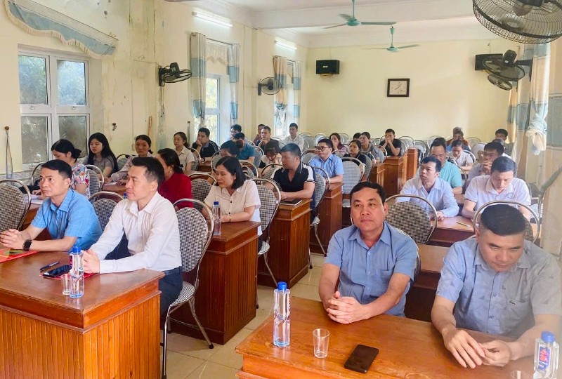 Khai giảng lớp sơ cấp lý luận chính trị năm 2025