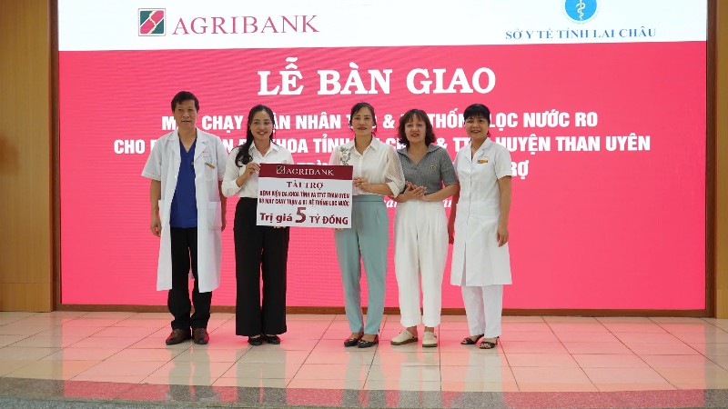 Agribank tài trợ 8 máy chạy thận và 1 hệ thống lọc RO cho ngành Y tế Lai Châu trị giá 5 tỷ đồng