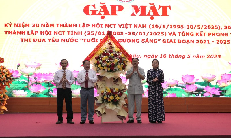 Gặp mặt kỷ niệm 30 năm thành lập Hội Người cao tuổi Việt Nam, 20 năm thành lập Hội Người cao tuổi tỉnh