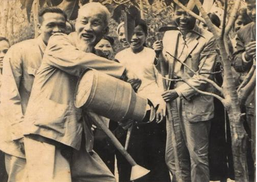 Chủ tịch Hồ Chí Minh - Nguồn sức mạnh truyền cảm hứng