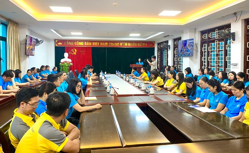 Ra quân truyền thông hưởng ứng tháng vận động triển khai BHXH toàn dân năm 2025