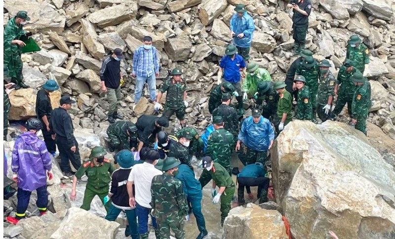  3 tập thể, 9 cá nhân được Chính ủy Quân khu II khen thưởng đột xuất