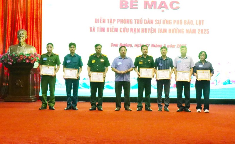 Diễn tập phòng thủ dân sự ứng phó bão, lụt và tìm kiếm cứu nạn huyện Tam Đường năm 2025